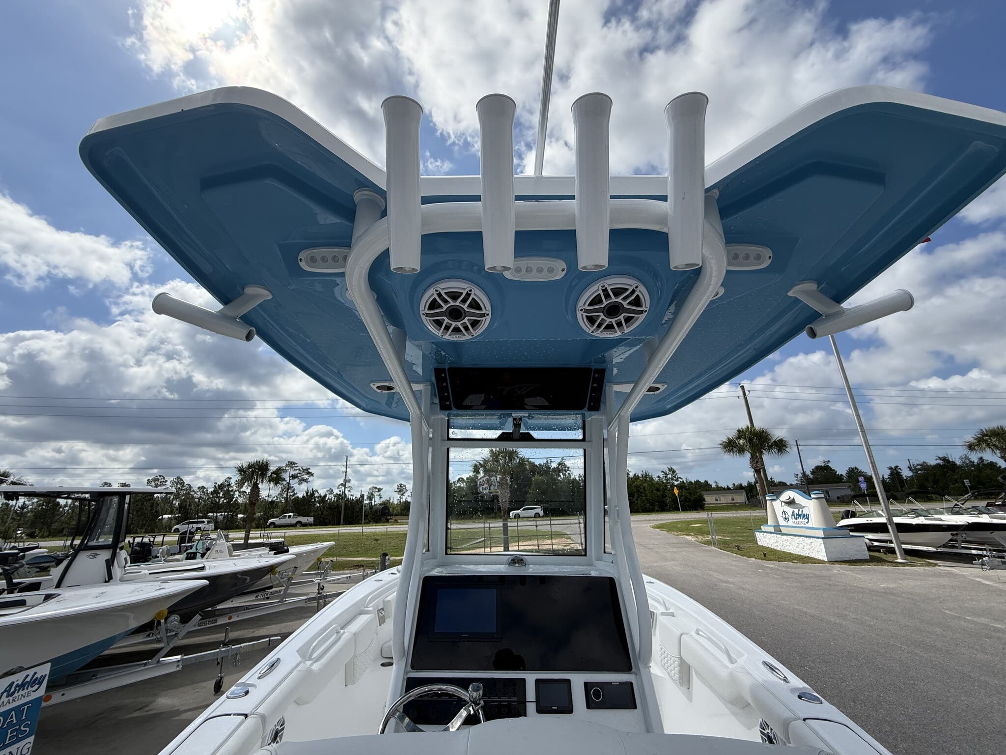 New 2026 Tidewater 272 CC Adventure SEA KEEPER RIDE EQUIPPED
