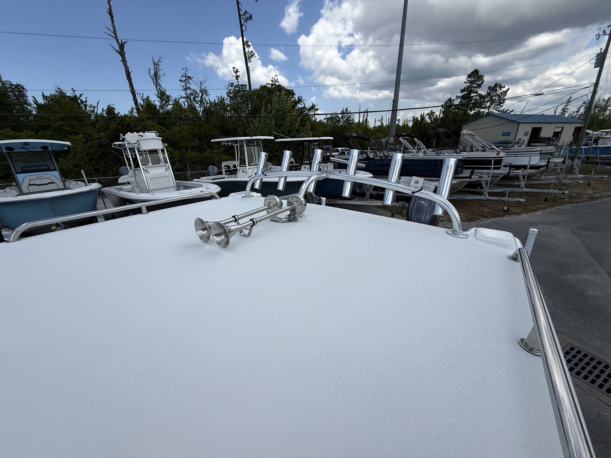 New 2026 Parker 227 Explorer WITH AC AND SEAKEEPER RIDE, 32502