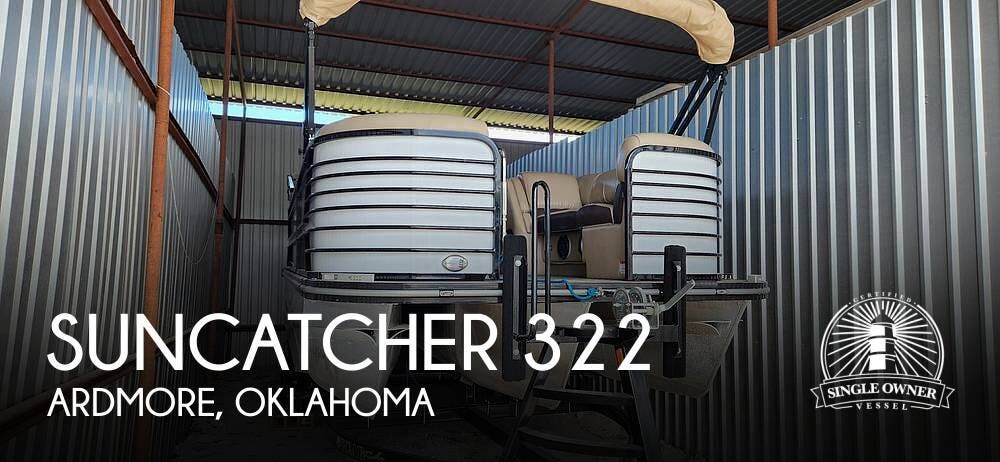 2021 SunCatcher Elite 322C Saltwater Series