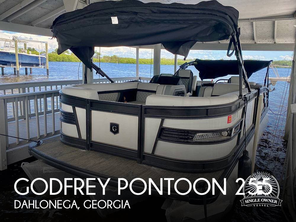 2023 Godfrey AquaPatio 255 SBC