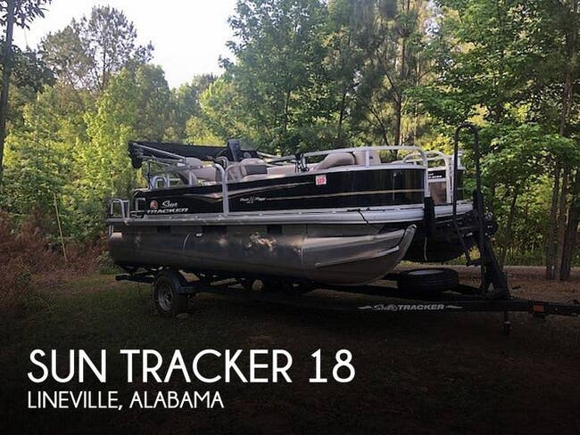 2021 Sun Tracker Fishin' Barge 18 DLX 