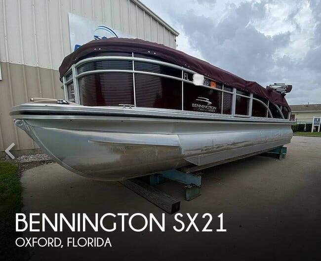 2020 Bennington  SX21