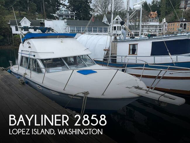1989 Bayliner  Ciera 2858 Command Bridge