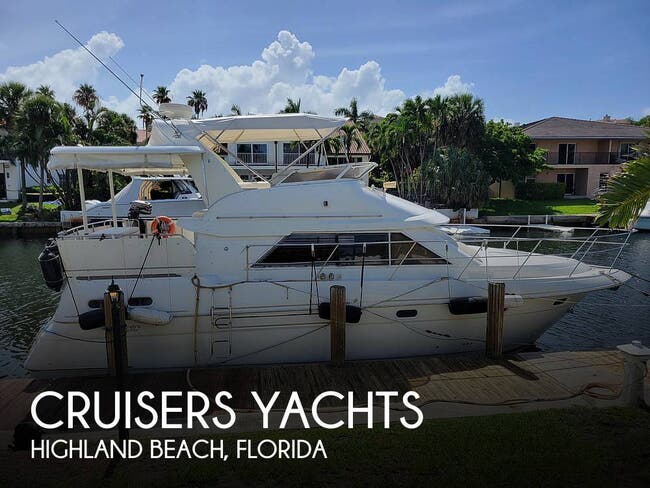 1998 Cruisers Yachts  3650