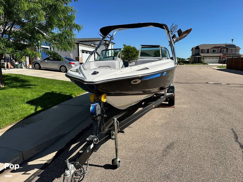 Email now about this Ski & Wakeboard - 2007 Centurion Enzo SV230! Slide #1