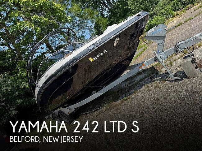 2013 Yamaha 242 LTD S