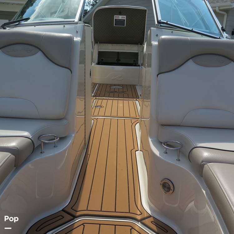 Email now about this Bowrider - 2004 Sea Ray Sundeck 270! Slide #3