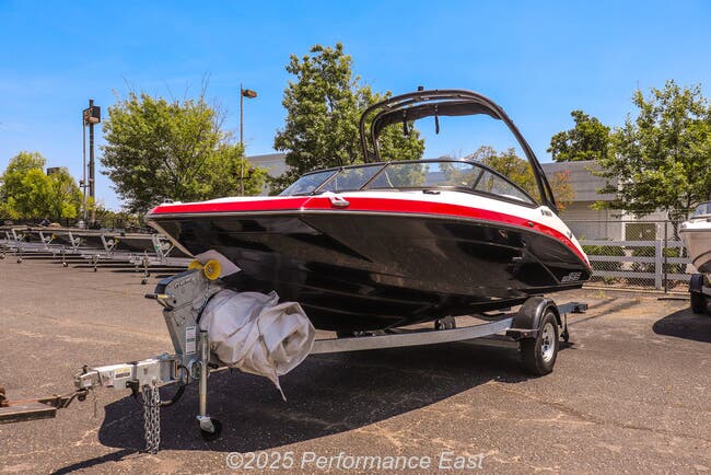 2025 Yamaha Boats  AR195