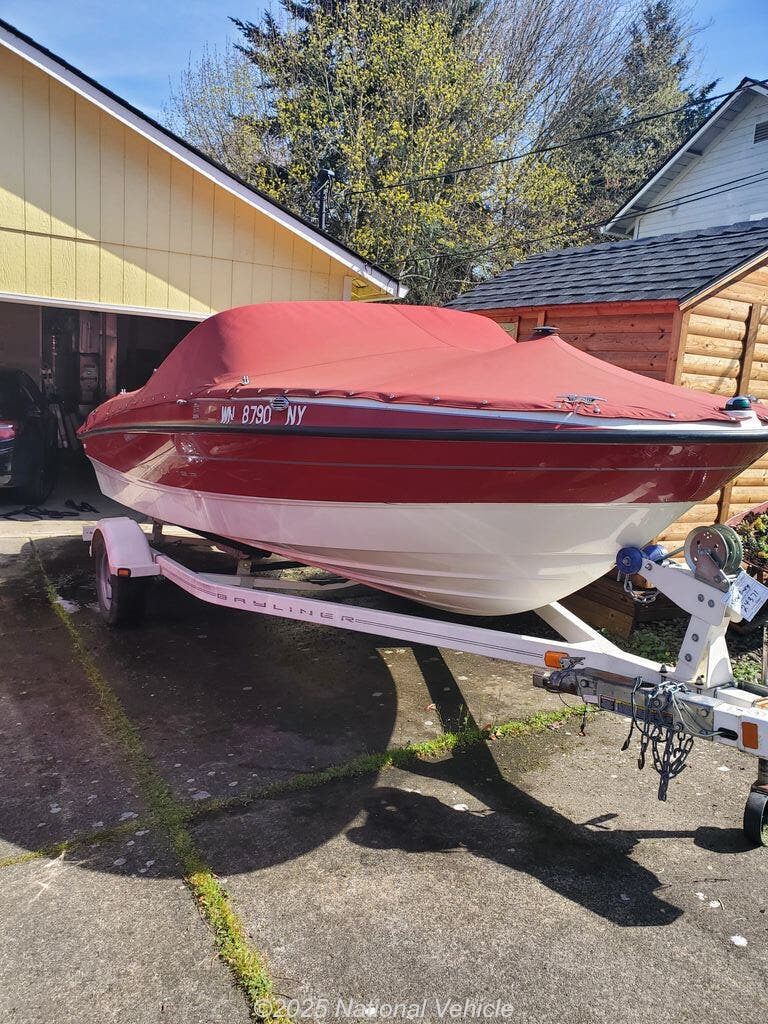 Email now about this Other Power Boats - 2008 Bayliner 185 Bowrider! Slide #3