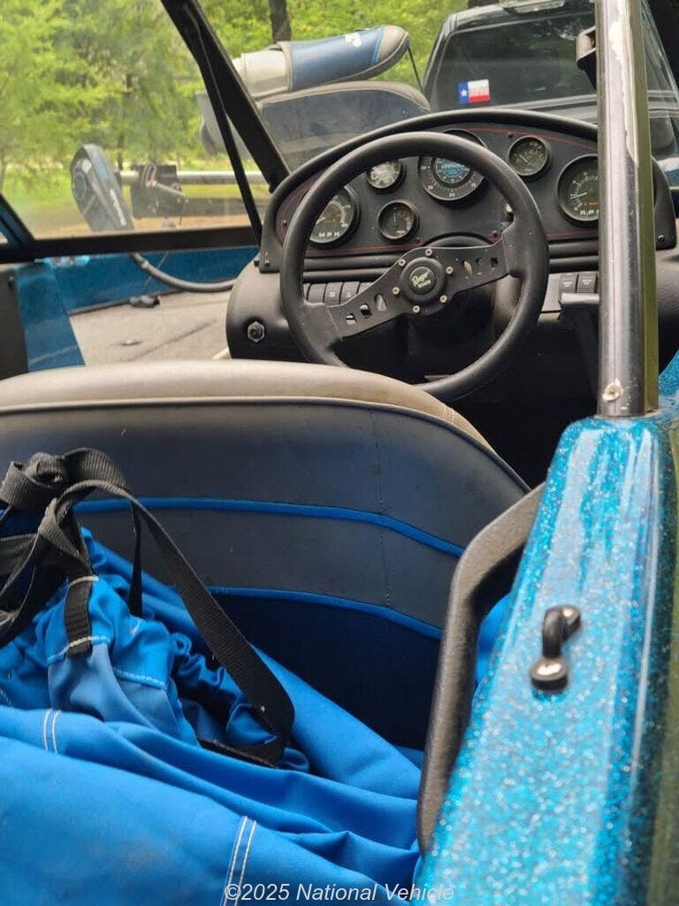 Email now about this Bass Boat - 1996 Ranger 397VS! Slide #3