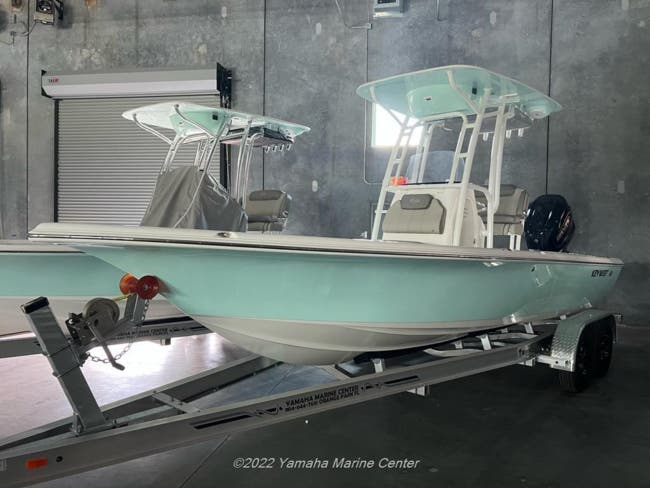 2022 Key West Bay Reef 230