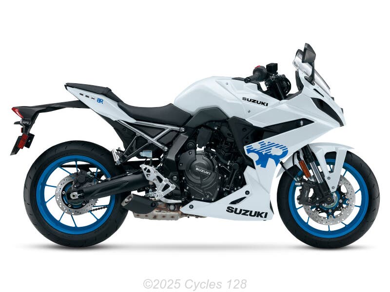 2026 Suzuki GSX800FRGM6
