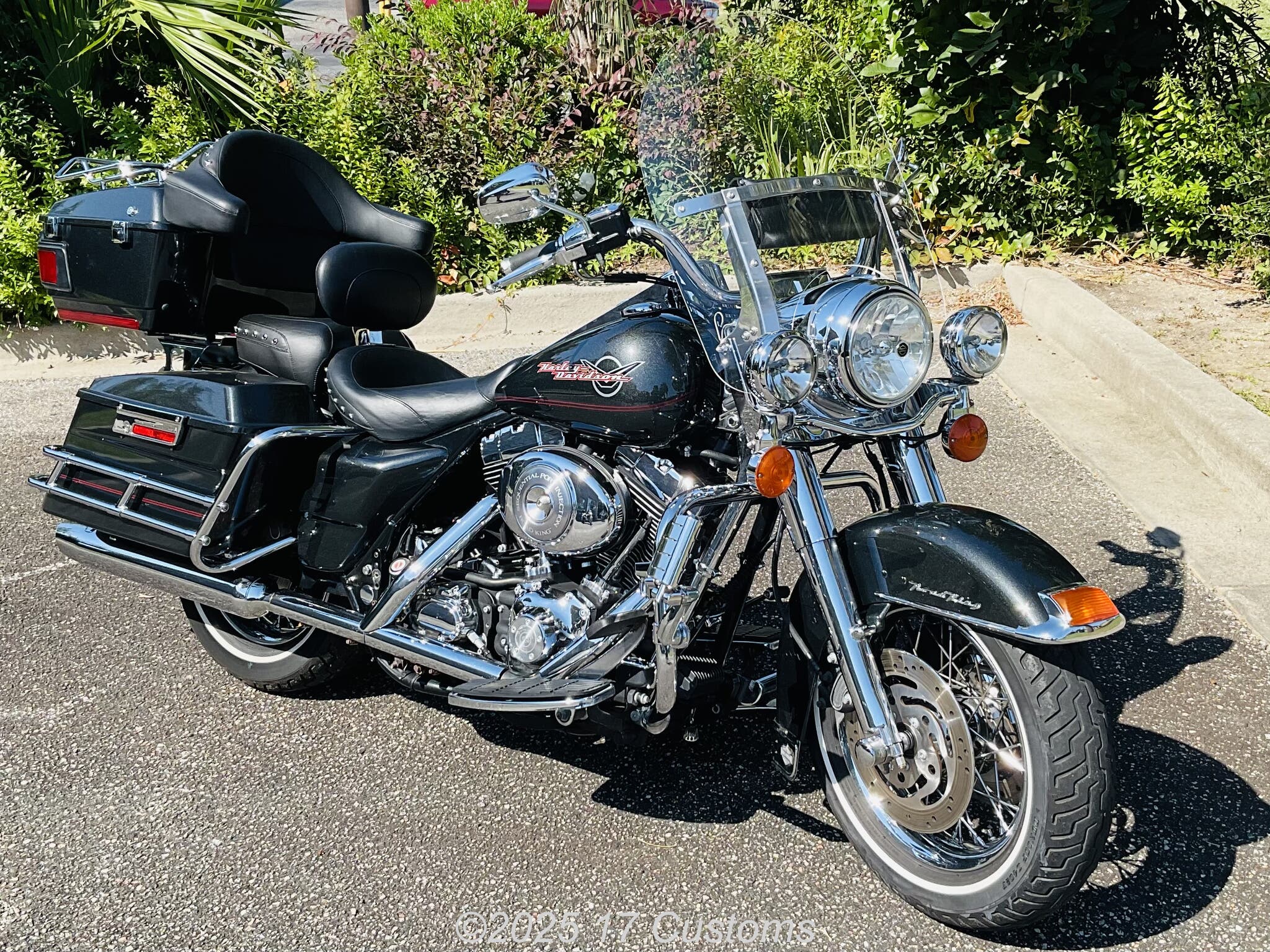 Road King Classic Tour Packnull
