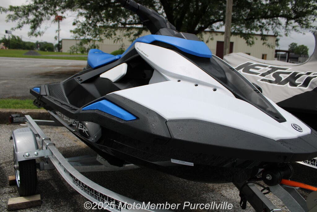 2025 Yamaha JETBLASTER 2-BLACK/SPACE BLUE