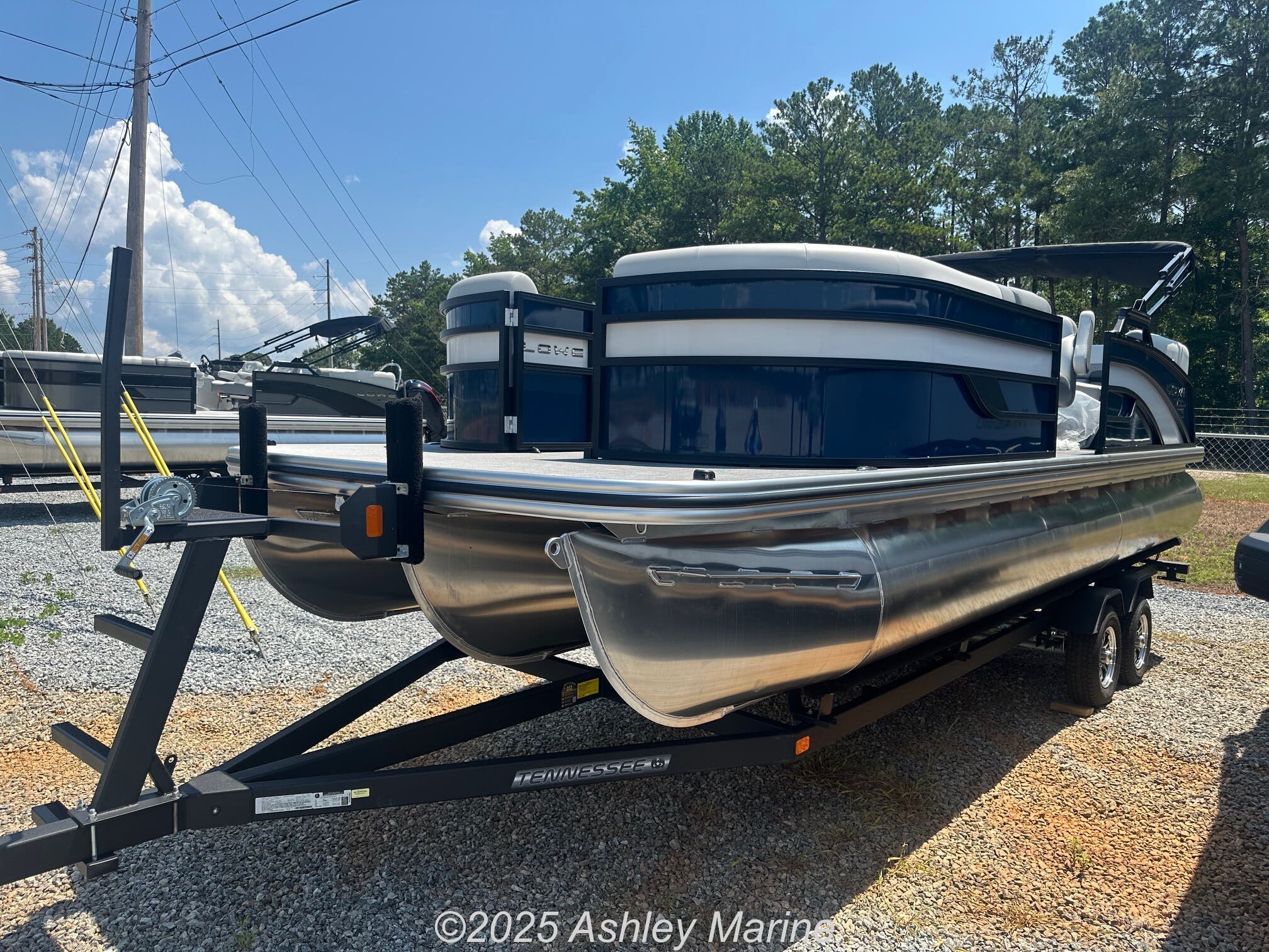 2025 Lowe SS230