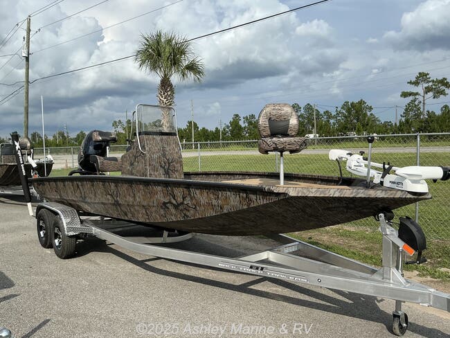 2026 Xpress Hyper-Lift Bay Series 210 BAY-175 HP