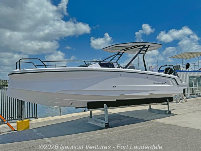 2025 Axopar  25 Cross Top
