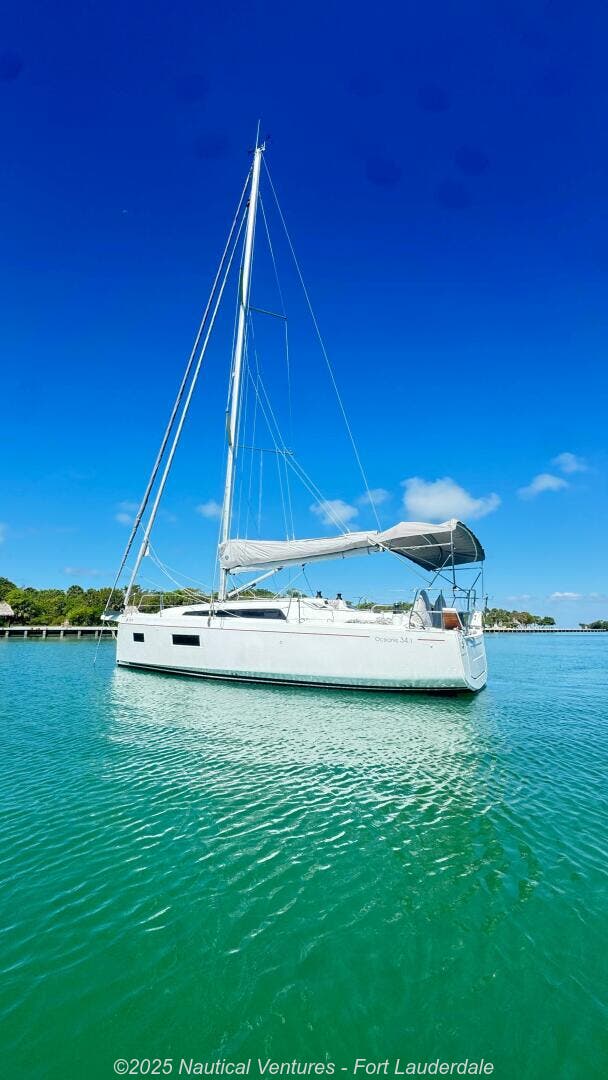 2023 Beneteau Oceanis 34.1