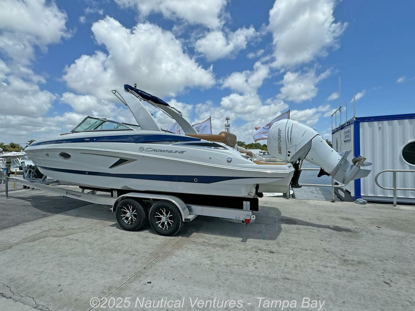 Email now about this Bowrider - 2024 Crownline XSS 290! Slide #3