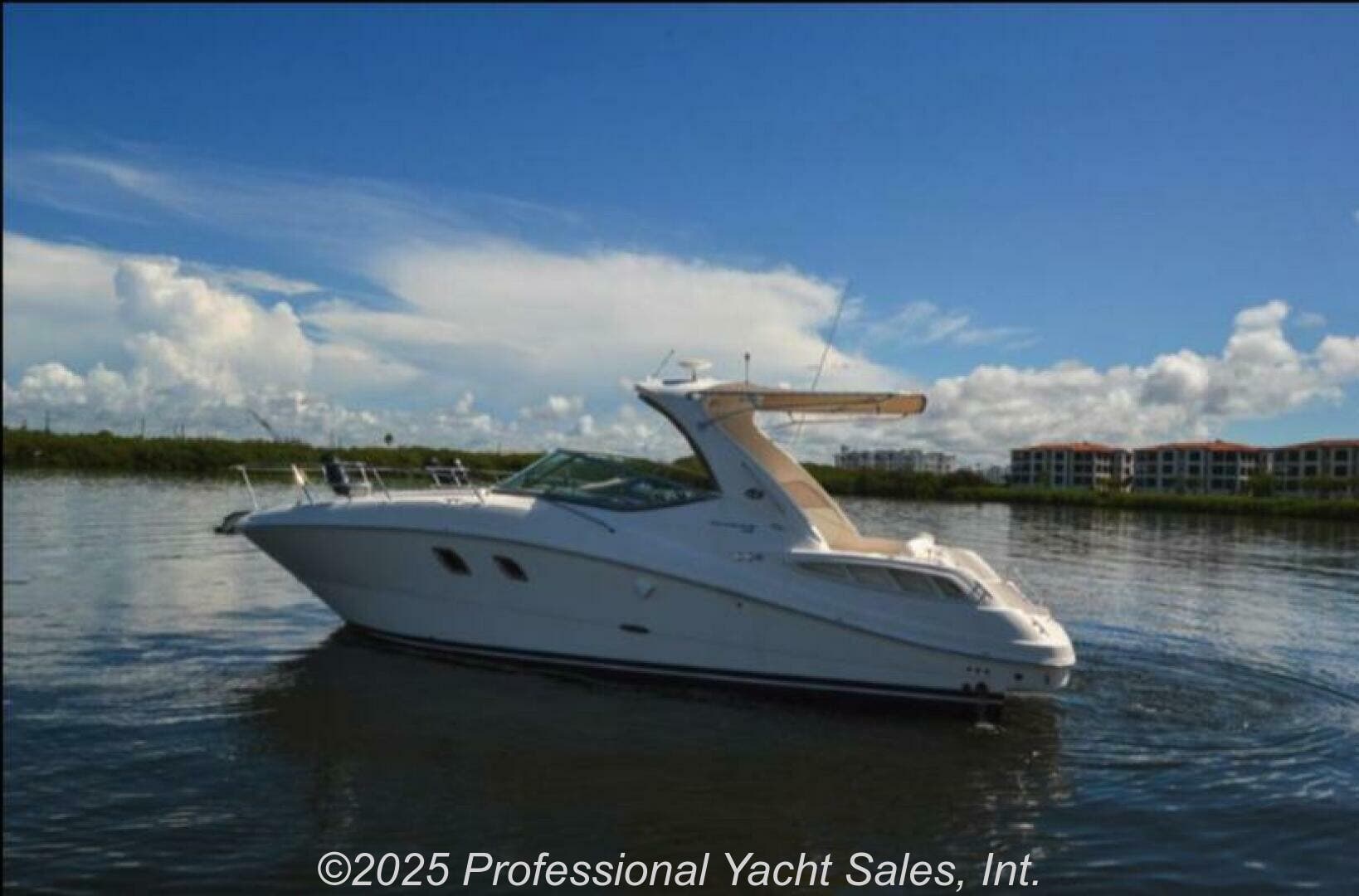 2009 Sea Ray Sundancer 310