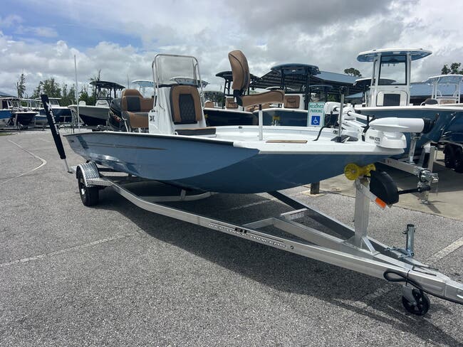 THP XSPEAR エクスピア 2025 Xpress Xplorer Series XP18CC