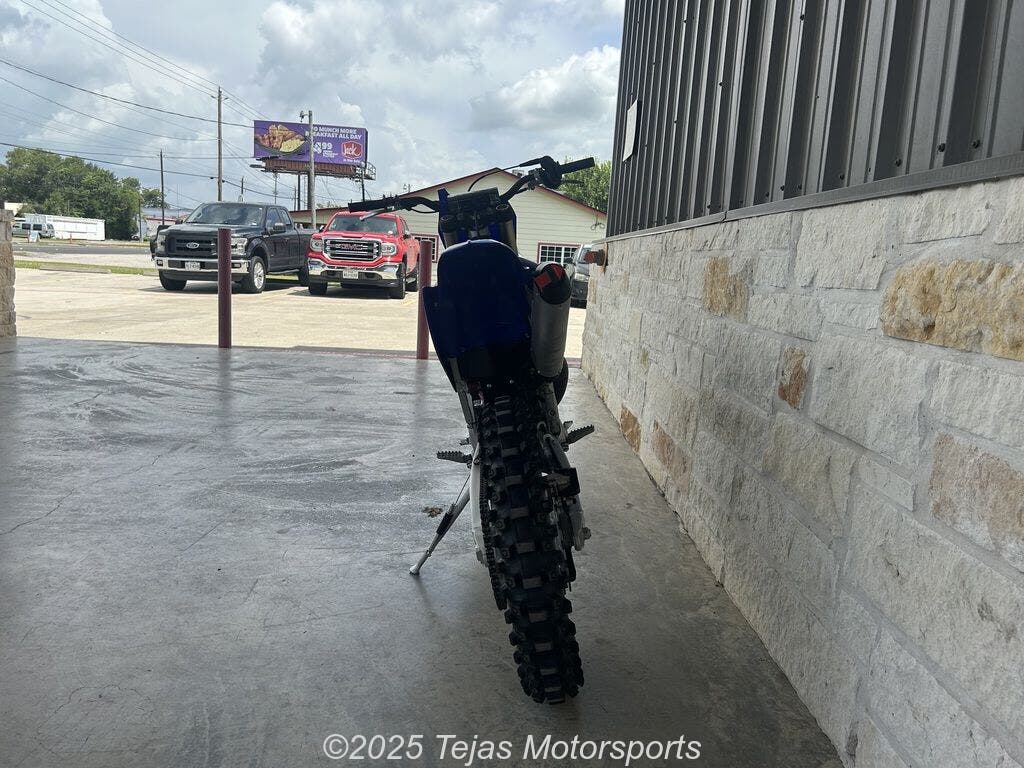 Email now about this Off-Road Motorcycle For Sale  - 2024 Yamaha YZ250X! Slide #3
