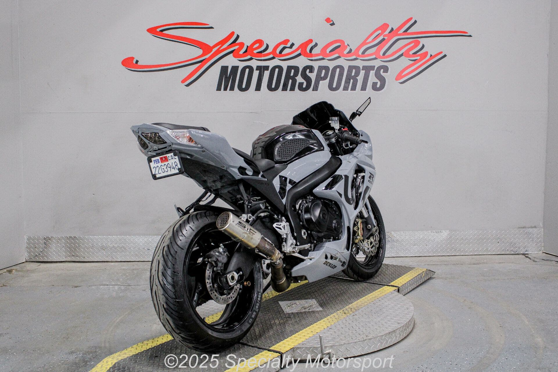 Sport Motorcycle For Sale - 2014 Suzuki GSX-R1000™ | Rev & Roam