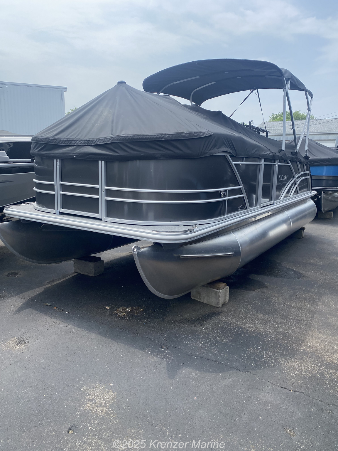 2025 Sylvan Mirage 820 CLZ DH