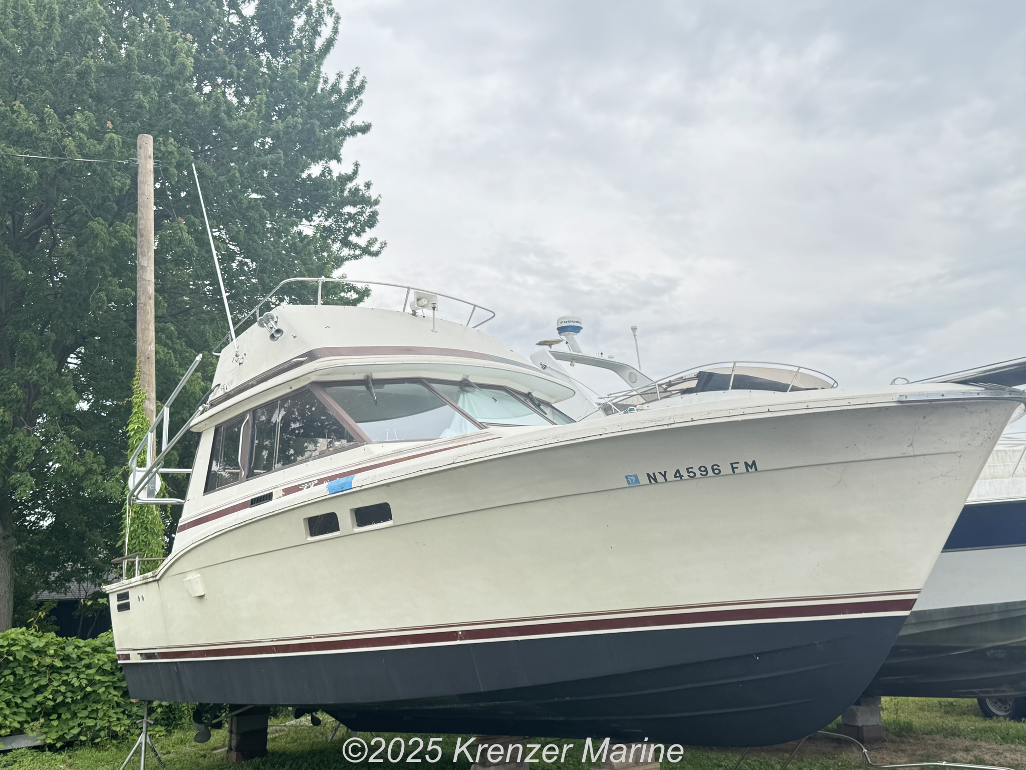 1984 Trojan F32