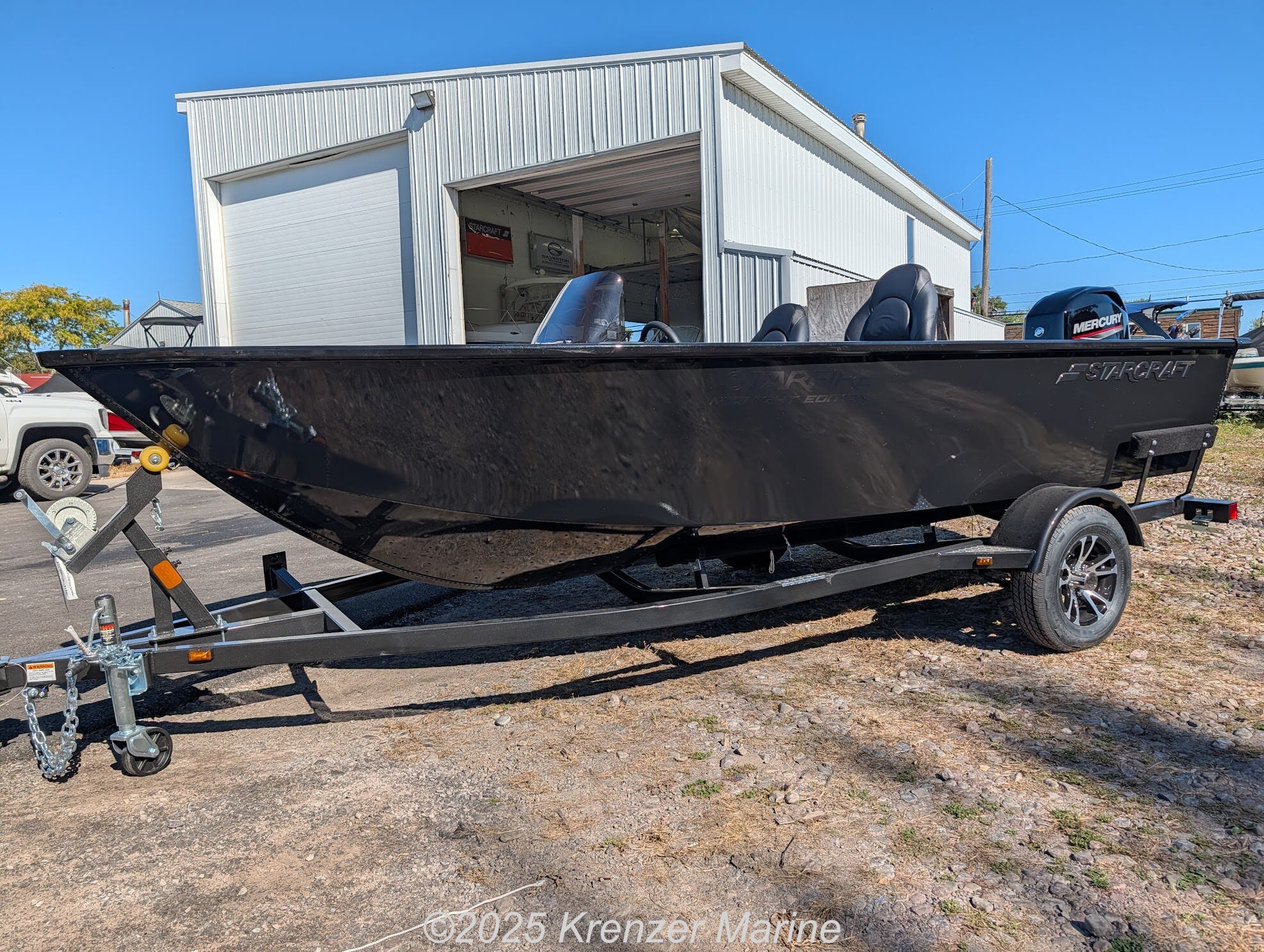 2026 Starcraft Marine Starfire 166 SC Midnight Edition